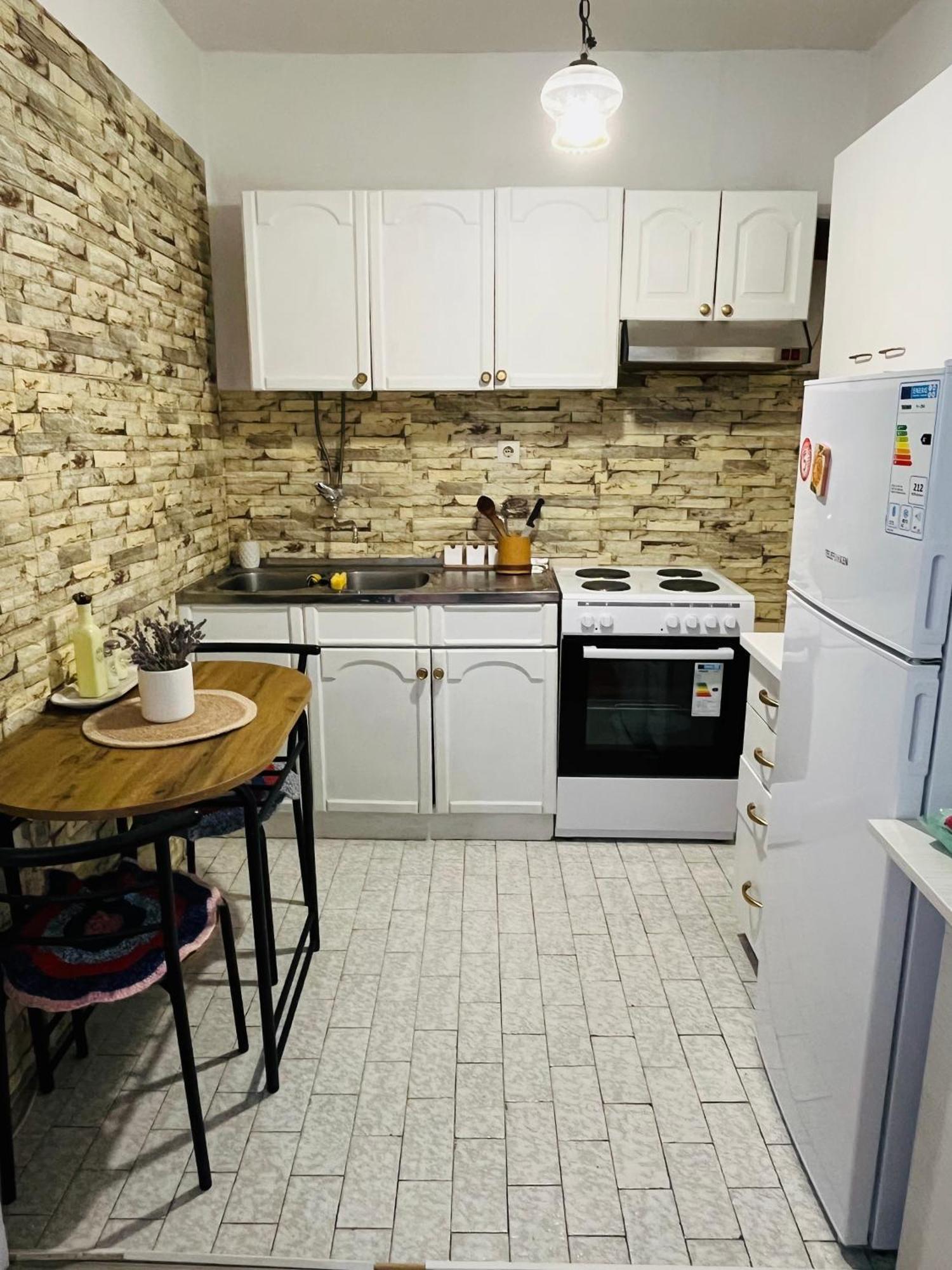 Tradicional Apartment Mostar Buitenkant foto